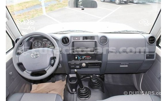 Buy Import Toyota Land Cruiser White Car in Import - Dubai in Curacao Buy Import Toyota Land Cruiser White Car in Import - Dubai in Curacao