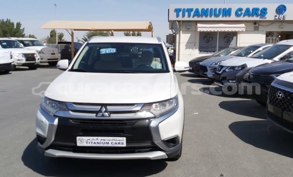Buy Import Mitsubishi Outlander White Car in Import - Dubai in Curacao Buy Import Mitsubishi Outlander White Car in Import - Dubai in Curacao