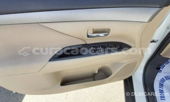 Buy Import Mitsubishi Outlander White Car in Import - Dubai in Curacao Buy Import Mitsubishi Outlander White Car in Import - Dubai in Curacao