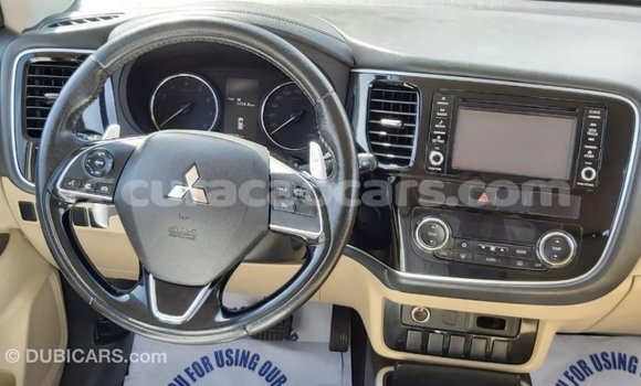 Buy Import Mitsubishi Outlander White Car in Import - Dubai in Curacao Buy Import Mitsubishi Outlander White Car in Import - Dubai in Curacao