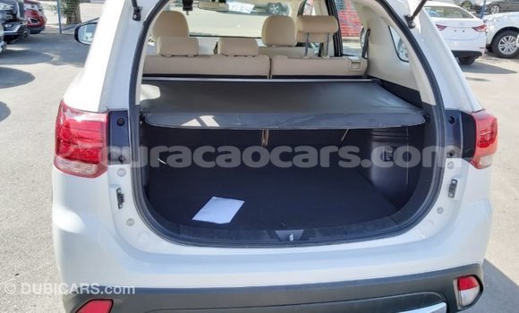 Buy Import Mitsubishi Outlander White Car in Import - Dubai in Curacao Buy Import Mitsubishi Outlander White Car in Import - Dubai in Curacao