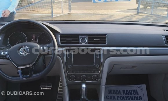 Buy Import Volkswagen Passat Blue Car in Import - Dubai in Curacao Buy Import Volkswagen Passat Blue Car in Import - Dubai in Curacao