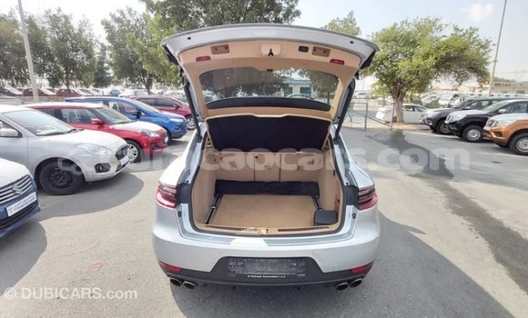 Buy Import Porsche Macan Other Car in Import - Dubai in Curacao Buy Import Porsche Macan Other Car in Import - Dubai in Curacao