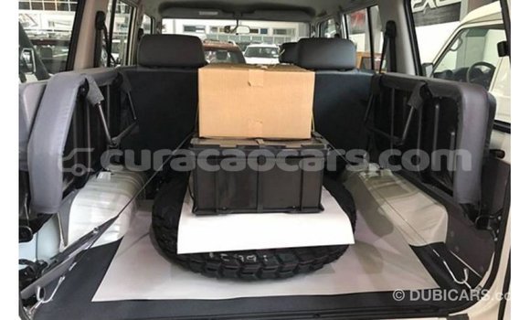 Buy Import Toyota Land Cruiser White Car in Import - Dubai in Curacao Buy Import Toyota Land Cruiser White Car in Import - Dubai in Curacao