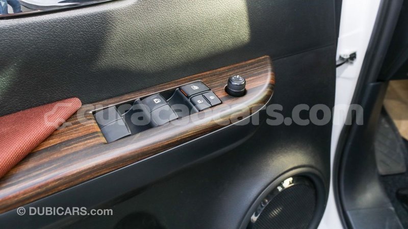 Big with watermark toyota hilux curacao import dubai 2717