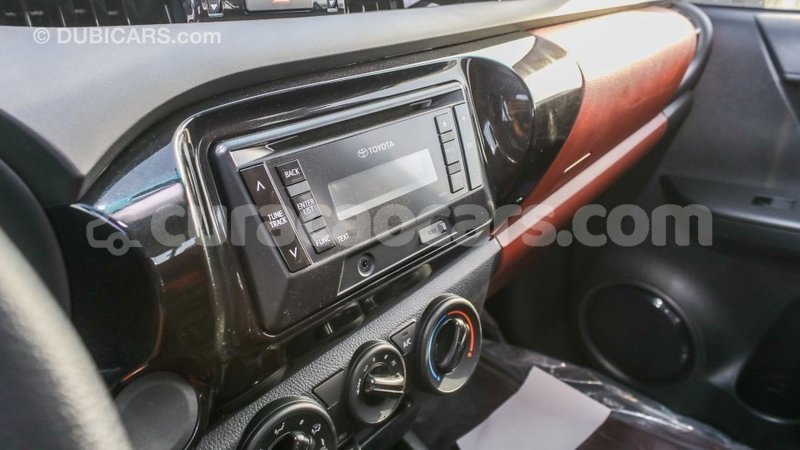 Big with watermark toyota hilux curacao import dubai 2719