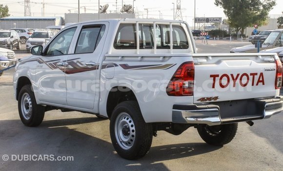 Buy Import Toyota Hilux White Car in Import - Dubai in Curacao Buy Import Toyota Hilux White Car in Import - Dubai in Curacao