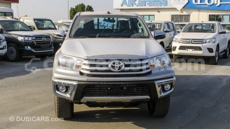 Big with watermark toyota hilux curacao import dubai 2720