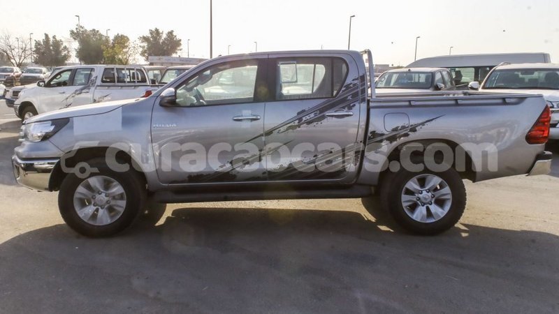 Big with watermark toyota hilux curacao import dubai 2720