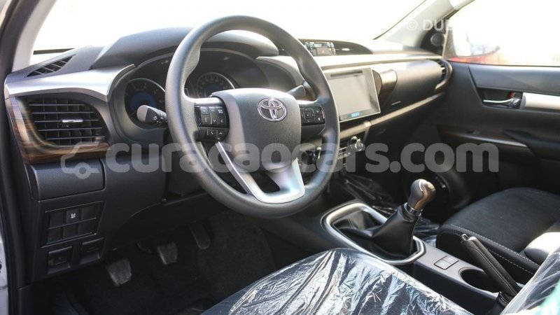 Big with watermark toyota hilux curacao import dubai 2720