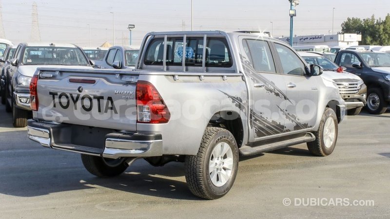 Big with watermark toyota hilux curacao import dubai 2720