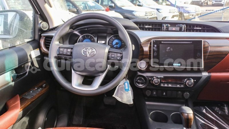 Big with watermark toyota hilux curacao import dubai 2721