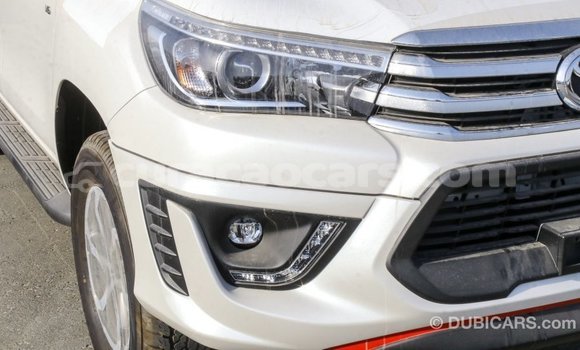 Buy Import Toyota Hilux White Car in Import - Dubai in Curacao Buy Import Toyota Hilux White Car in Import - Dubai in Curacao