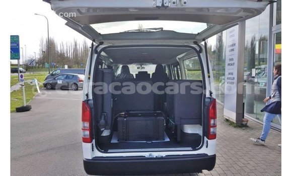 Buy Import Toyota Hiace White Car in Import - Dubai in Curacao Buy Import Toyota Hiace White Car in Import - Dubai in Curacao