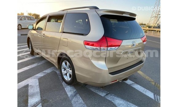 Buy Import Toyota Sienna Other Car in Import - Dubai in Curacao Buy Import Toyota Sienna Other Car in Import - Dubai in Curacao