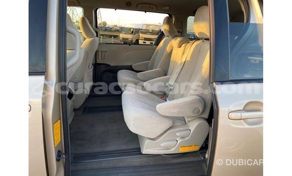 Buy Import Toyota Sienna Other Car in Import - Dubai in Curacao Buy Import Toyota Sienna Other Car in Import - Dubai in Curacao