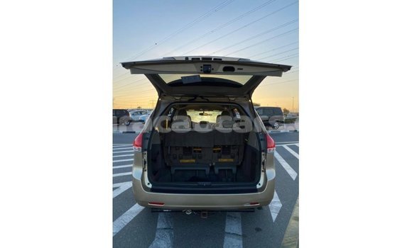 Buy Import Toyota Sienna Other Car in Import - Dubai in Curacao Buy Import Toyota Sienna Other Car in Import - Dubai in Curacao