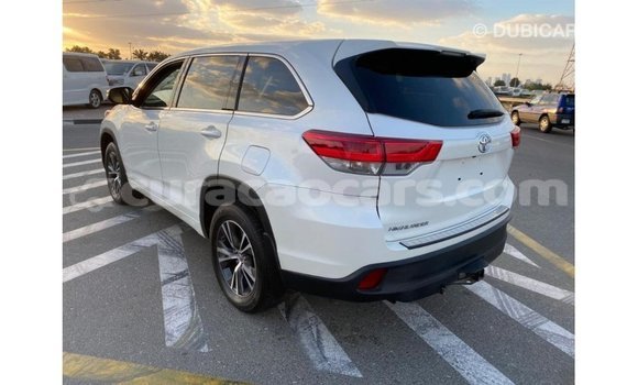 Buy Import Toyota Highlander White Car in Import - Dubai in Curacao Buy Import Toyota Highlander White Car in Import - Dubai in Curacao