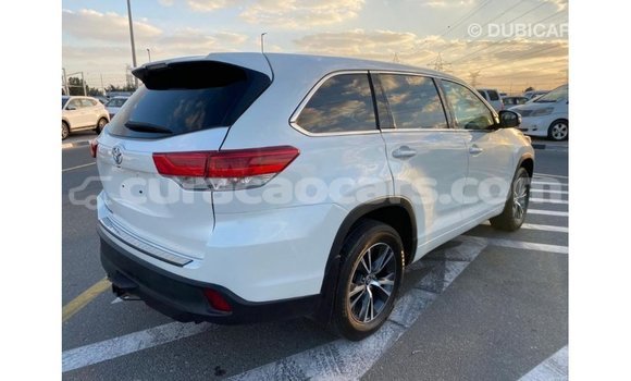 Buy Import Toyota Highlander White Car in Import - Dubai in Curacao Buy Import Toyota Highlander White Car in Import - Dubai in Curacao