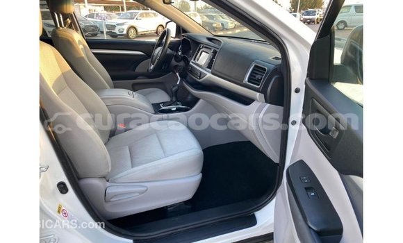 Buy Import Toyota Highlander White Car in Import - Dubai in Curacao Buy Import Toyota Highlander White Car in Import - Dubai in Curacao
