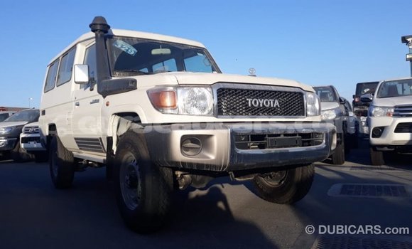 Buy Import Toyota Land Cruiser White Car in Import - Dubai in Curacao Buy Import Toyota Land Cruiser White Car in Import - Dubai in Curacao