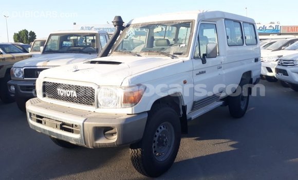 Buy Import Toyota Land Cruiser White Car in Import - Dubai in Curacao Buy Import Toyota Land Cruiser White Car in Import - Dubai in Curacao
