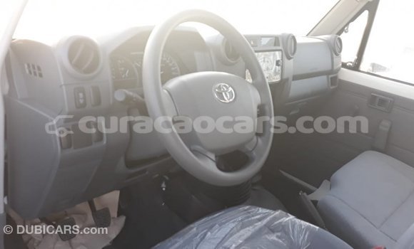 Buy Import Toyota Land Cruiser White Car in Import - Dubai in Curacao Buy Import Toyota Land Cruiser White Car in Import - Dubai in Curacao