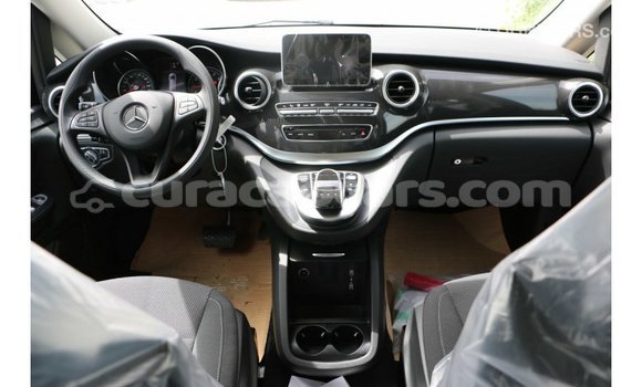 Buy Import Mercedes-Benz 250 Black Car in Import - Dubai in Curacao Buy Import Mercedes-Benz 250 Black Car in Import - Dubai in Curacao