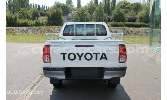 Buy Import Toyota Hilux White Car in Import - Dubai in Curacao Buy Import Toyota Hilux White Car in Import - Dubai in Curacao