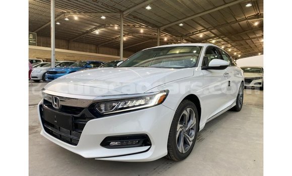 Buy Import Honda Accord White Car in Import - Dubai in Curacao