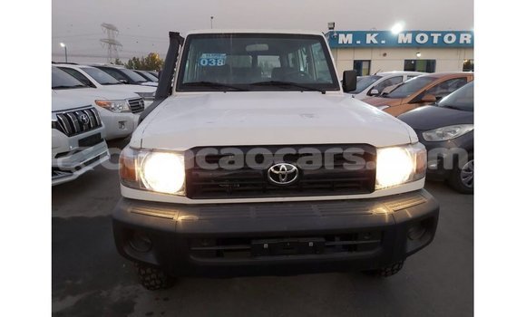 Buy Import Toyota Land Cruiser White Car in Import - Dubai in Curacao Buy Import Toyota Land Cruiser White Car in Import - Dubai in Curacao