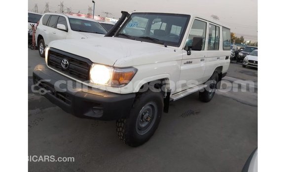 Buy Import Toyota Land Cruiser White Car in Import - Dubai in Curacao Buy Import Toyota Land Cruiser White Car in Import - Dubai in Curacao