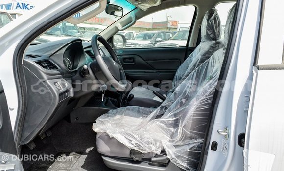Buy Import Mitsubishi L200 White Car in Import - Dubai in Curacao Buy Import Mitsubishi L200 White Car in Import - Dubai in Curacao