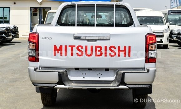 Buy Import Mitsubishi L200 White Car in Import - Dubai in Curacao Buy Import Mitsubishi L200 White Car in Import - Dubai in Curacao