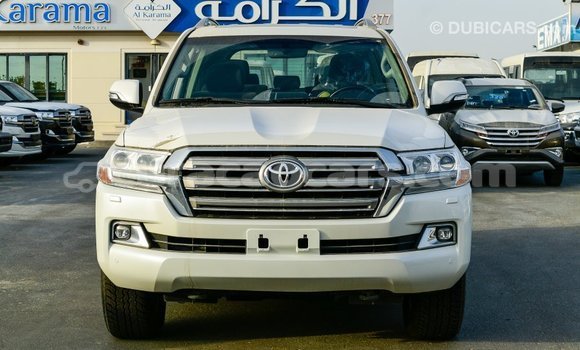Buy Import Toyota Land Cruiser White Car in Import - Dubai in Curacao Buy Import Toyota Land Cruiser White Car in Import - Dubai in Curacao