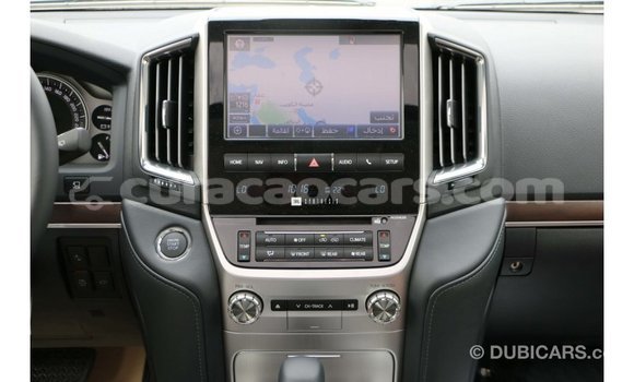 Buy Import Toyota Land Cruiser White Car in Import - Dubai in Curacao Buy Import Toyota Land Cruiser White Car in Import - Dubai in Curacao