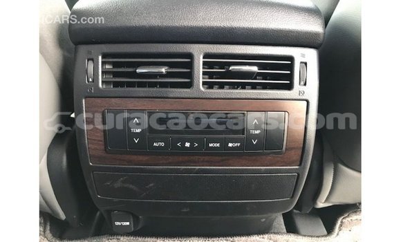 Buy Import Toyota Land Cruiser White Car in Import - Dubai in Curacao Buy Import Toyota Land Cruiser White Car in Import - Dubai in Curacao