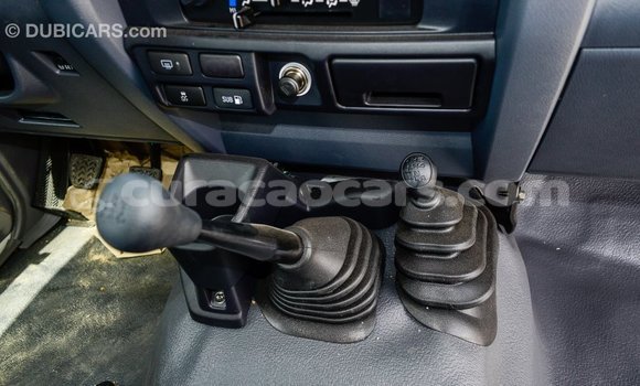 Buy Import Toyota Land Cruiser White Car in Import - Dubai in Curacao Buy Import Toyota Land Cruiser White Car in Import - Dubai in Curacao