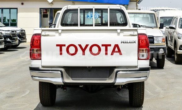 Buy Import Toyota Hilux White Car in Import - Dubai in Curacao Buy Import Toyota Hilux White Car in Import - Dubai in Curacao