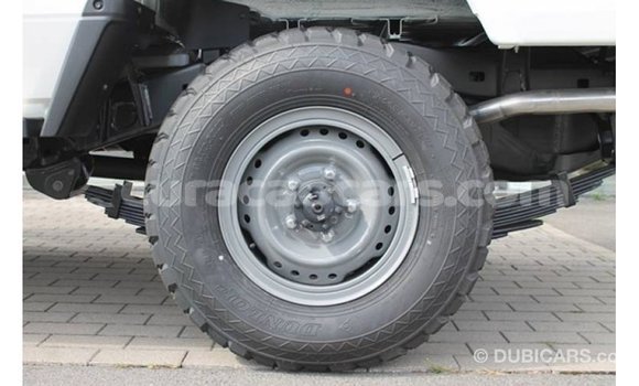 Buy Import Toyota Land Cruiser White Car in Import - Dubai in Curacao Buy Import Toyota Land Cruiser White Car in Import - Dubai in Curacao