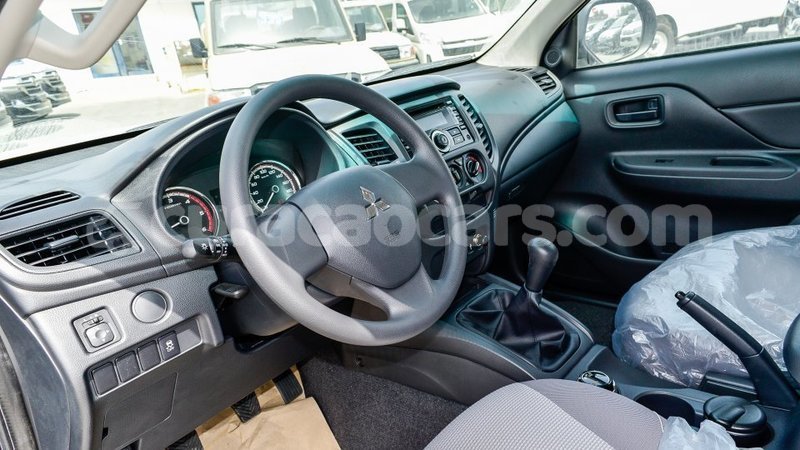 Big with watermark mitsubishi l200 curacao import dubai 2849