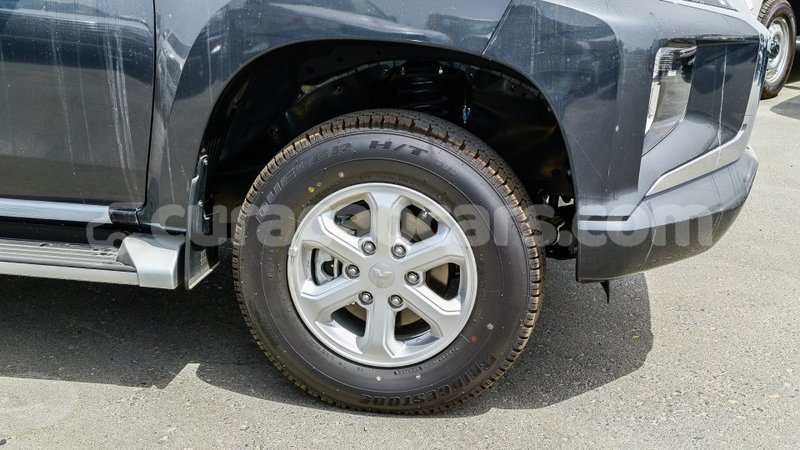 Big with watermark mitsubishi l200 curacao import dubai 2849