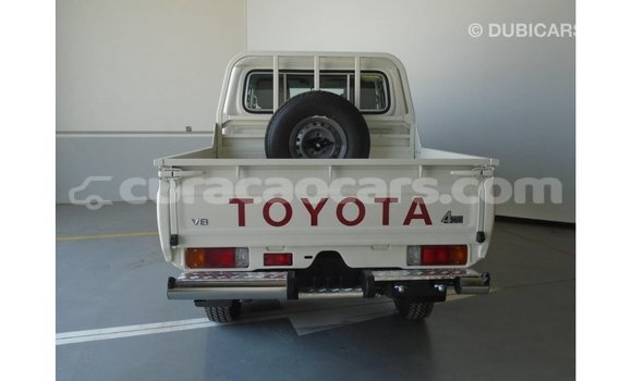 Buy Import Toyota Land Cruiser White Car in Import - Dubai in Curacao Buy Import Toyota Land Cruiser White Car in Import - Dubai in Curacao