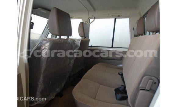 Buy Import Toyota Land Cruiser White Car in Import - Dubai in Curacao Buy Import Toyota Land Cruiser White Car in Import - Dubai in Curacao