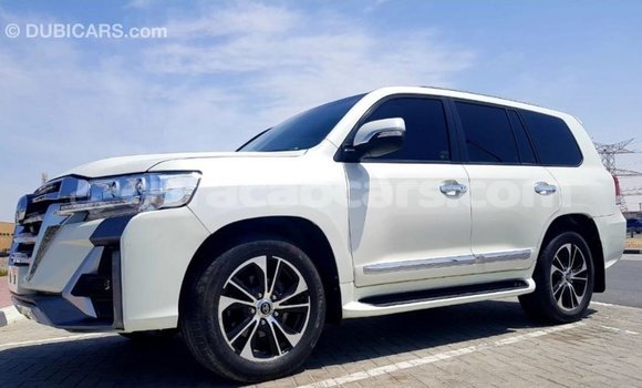 Buy Import Toyota Land Cruiser White Car in Import - Dubai in Curacao Buy Import Toyota Land Cruiser White Car in Import - Dubai in Curacao