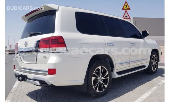 Buy Import Toyota Land Cruiser White Car in Import - Dubai in Curacao Buy Import Toyota Land Cruiser White Car in Import - Dubai in Curacao