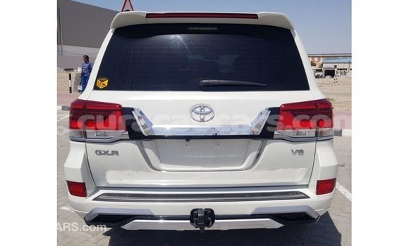 Buy Import Toyota Land Cruiser White Car in Import - Dubai in Curacao Buy Import Toyota Land Cruiser White Car in Import - Dubai in Curacao