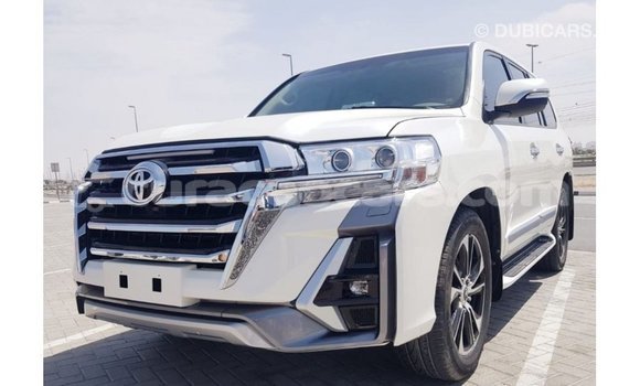 Buy Import Toyota Land Cruiser White Car in Import - Dubai in Curacao Buy Import Toyota Land Cruiser White Car in Import - Dubai in Curacao