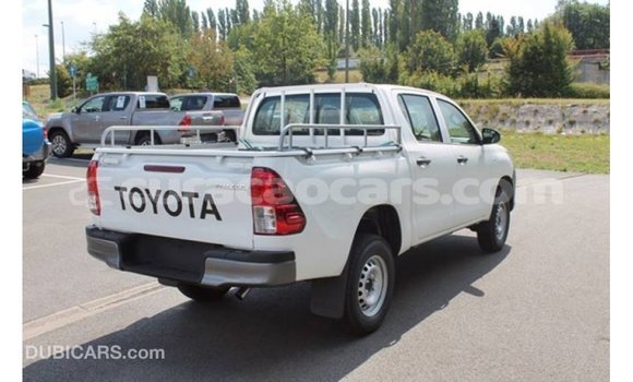 Buy Import Toyota Hilux White Car in Import - Dubai in Curacao Buy Import Toyota Hilux White Car in Import - Dubai in Curacao