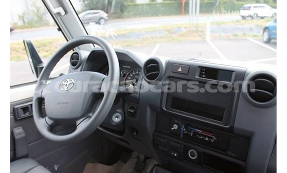 Buy Import Toyota Land Cruiser White Car in Import - Dubai in Curacao Buy Import Toyota Land Cruiser White Car in Import - Dubai in Curacao